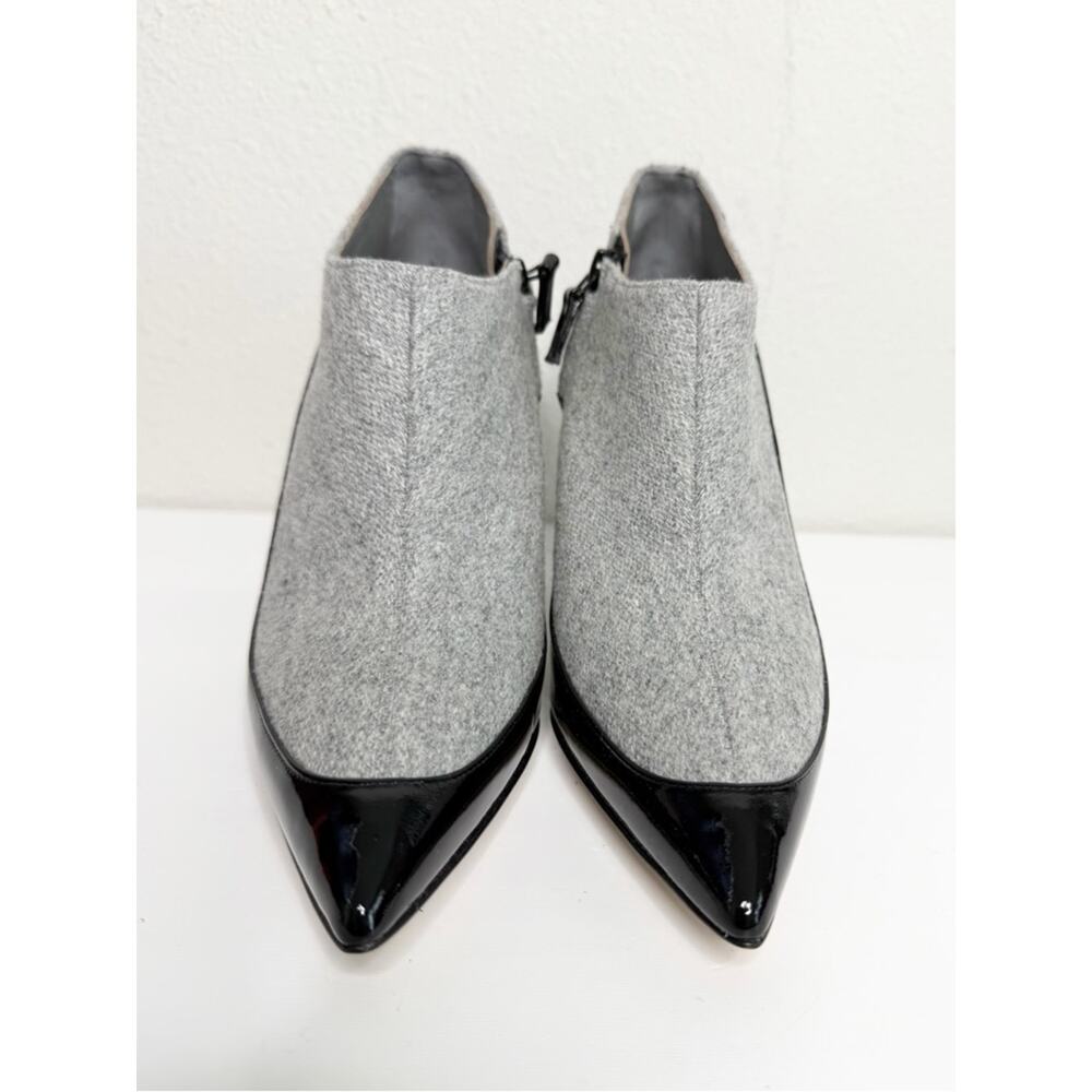NEW Manolo Blahnik Archepla Gray Wool and Black Patent Ankle Booties Size 37.5 - Picture 6 of 13